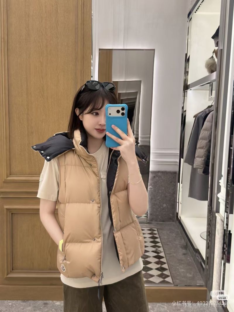 몽클레르 후드 다운 베스트 - 미러급 패딩 레플리카 참고 이미지